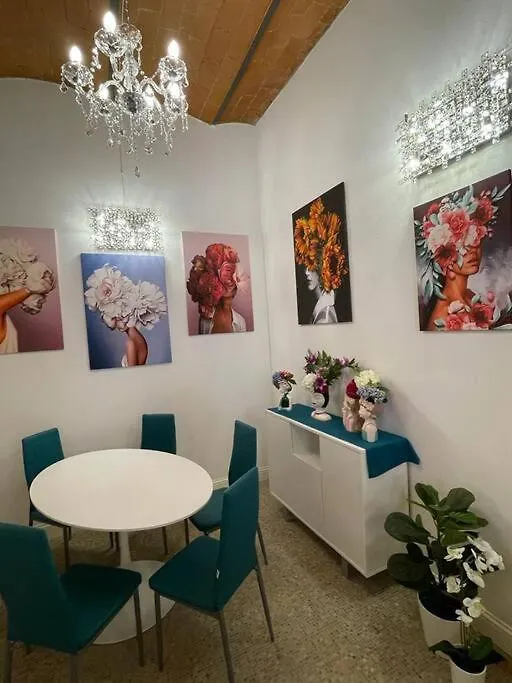 Donna Di Fiori Florence Home イタリア