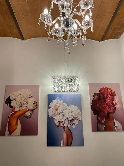 Donna Di Fiori Florence Home