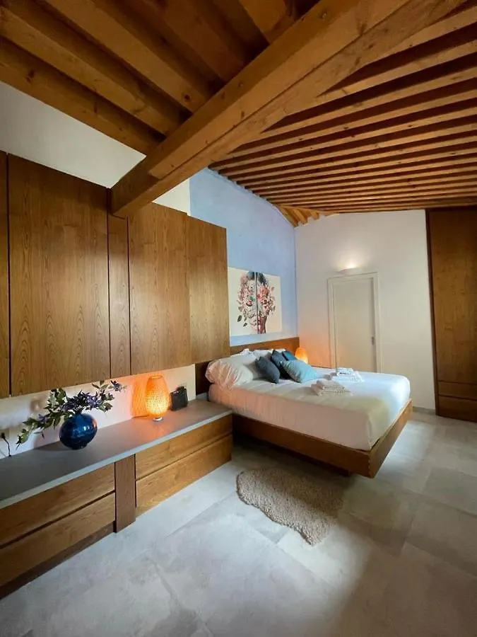 Donna Di Fiori Florence Home イタリア