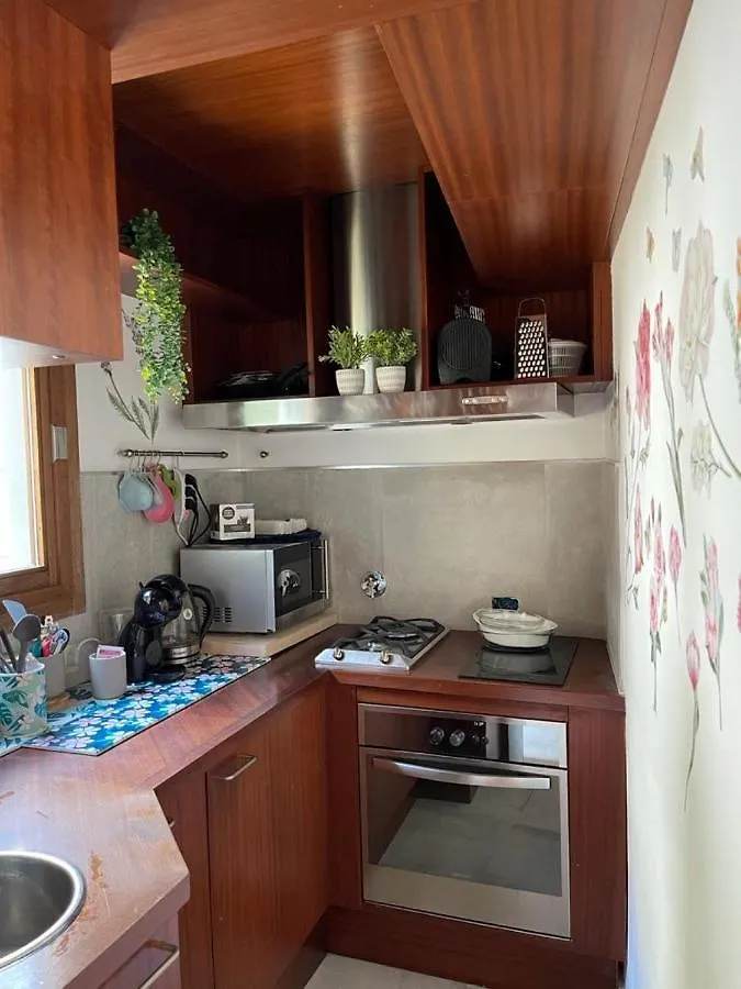 Donna Di Fiori Florence Home アパート