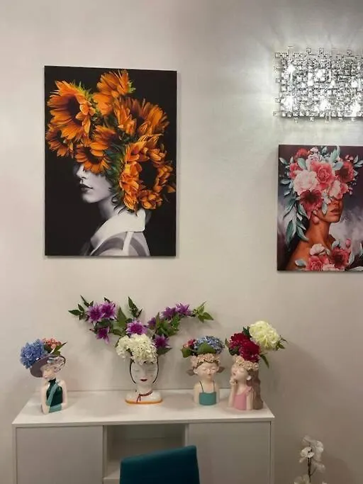 Donna Di Fiori Florence Home
